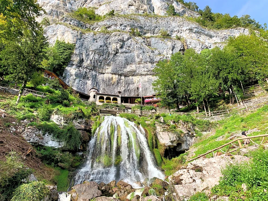 St. Beatus Caves: A mystical journey through stunning limestone caverns…