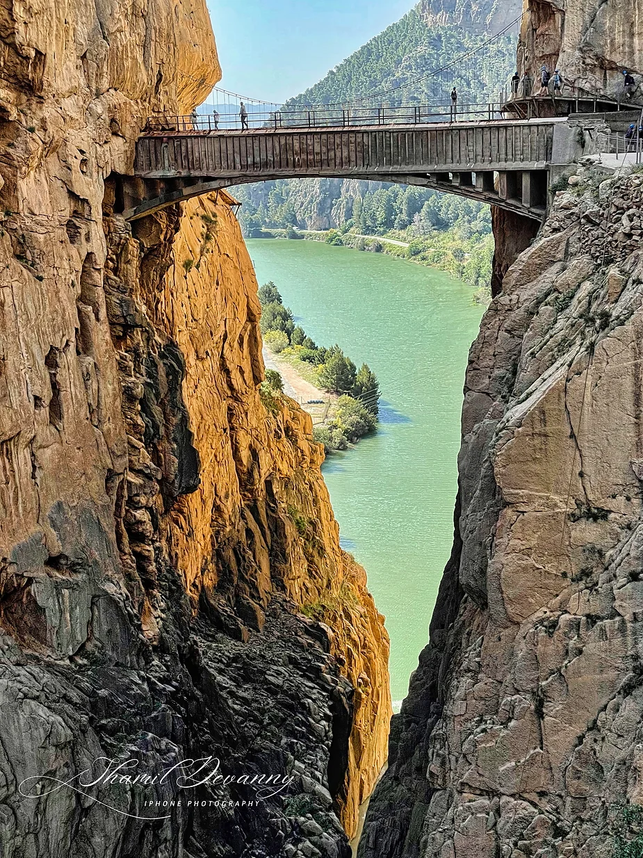 Caminito del Rey: An adrenaline-packed walk through towering cliffs and breathtaking views!